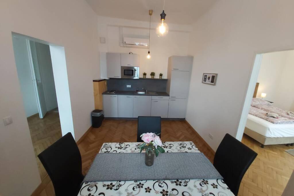 Lovely New 2 Bedroom Near Hannovamarkt Wien Ngoại thất bức ảnh